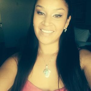 Meet your Posher, Alicia